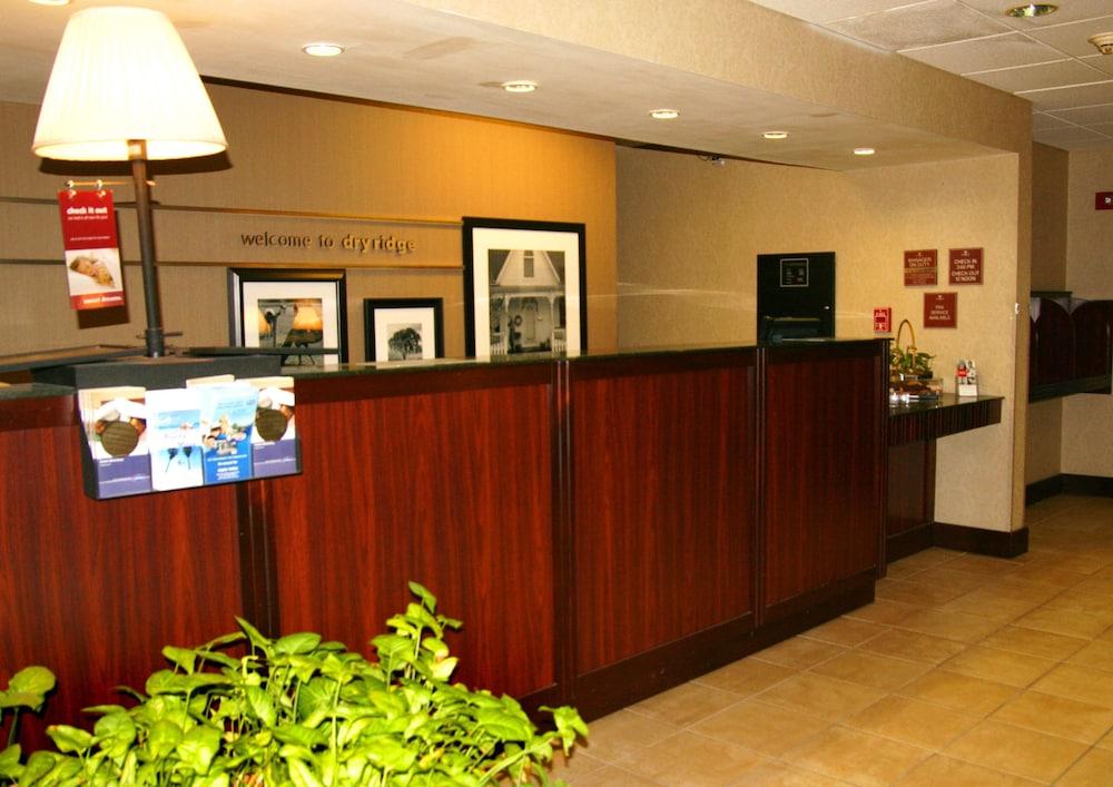 Hotel Hampton Dry Ridge