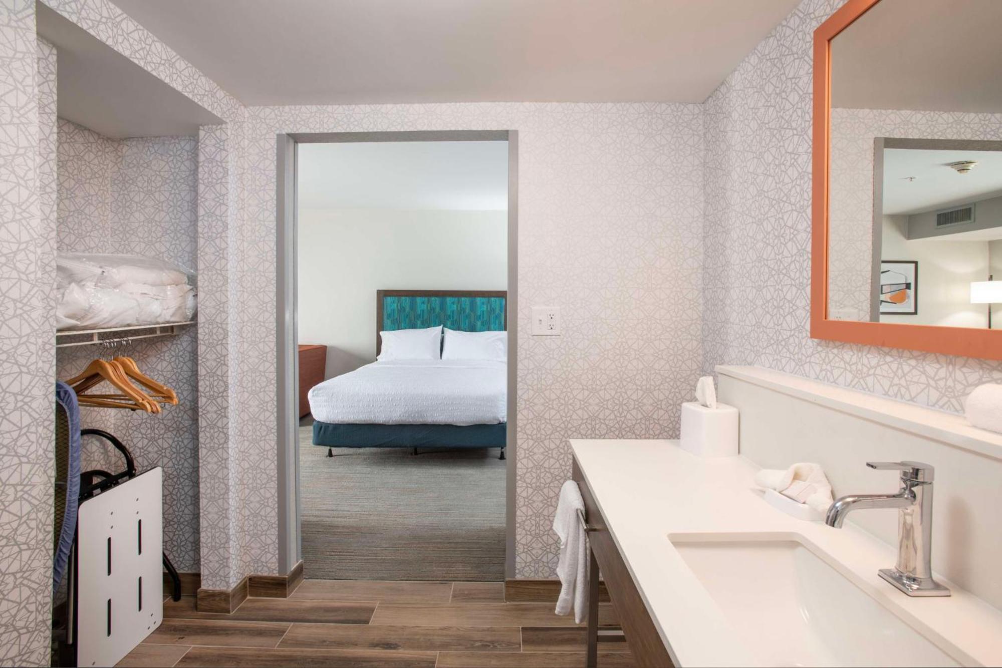 Hampton Hotel