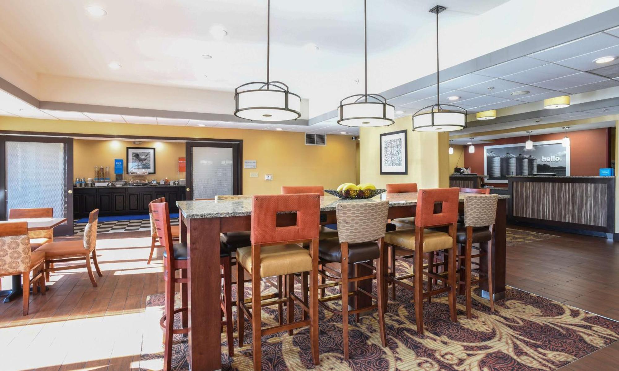 Hampton Hotel 3*